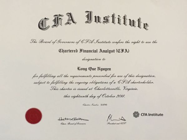 Chứng chỉ CFA (Certified Financial Analyst)