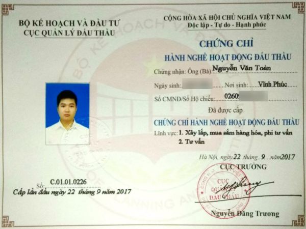 Chi phí làm chứng chỉ nghề giả tại Làm Bằng Giả Phôi Thật