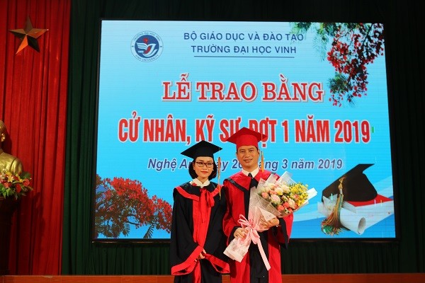 Các ưu điểm và nhược điểm khi làm bằng đại học tại Vinh